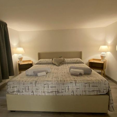 Sweet Home Apartment City Center Катанія Екстер'єр фото