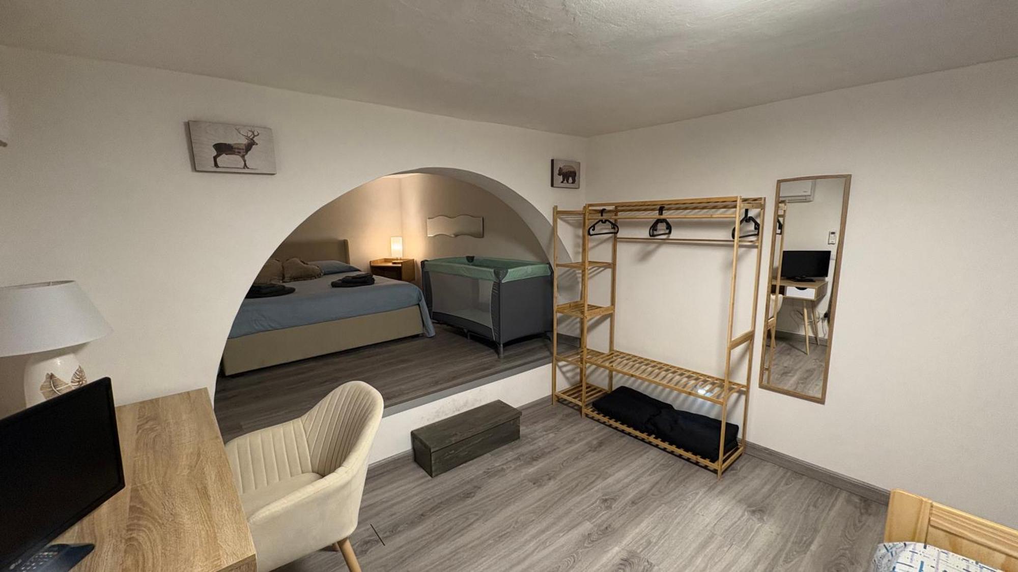 Sweet Home Apartment City Center Катанія Екстер'єр фото